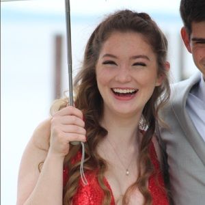 Meet your Posher, Debra